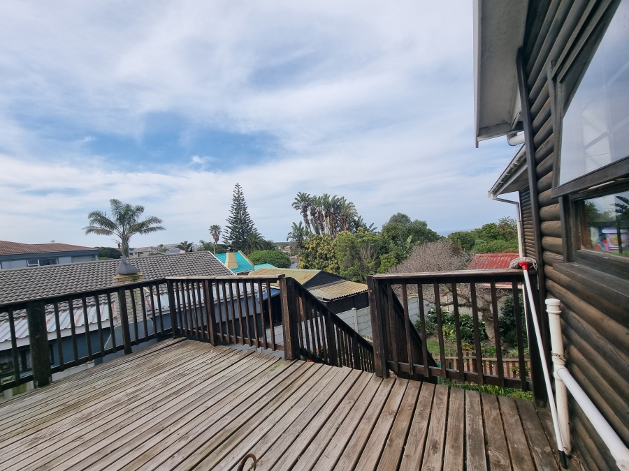 6 Bedroom Property for Sale in Dana Bay Western Cape